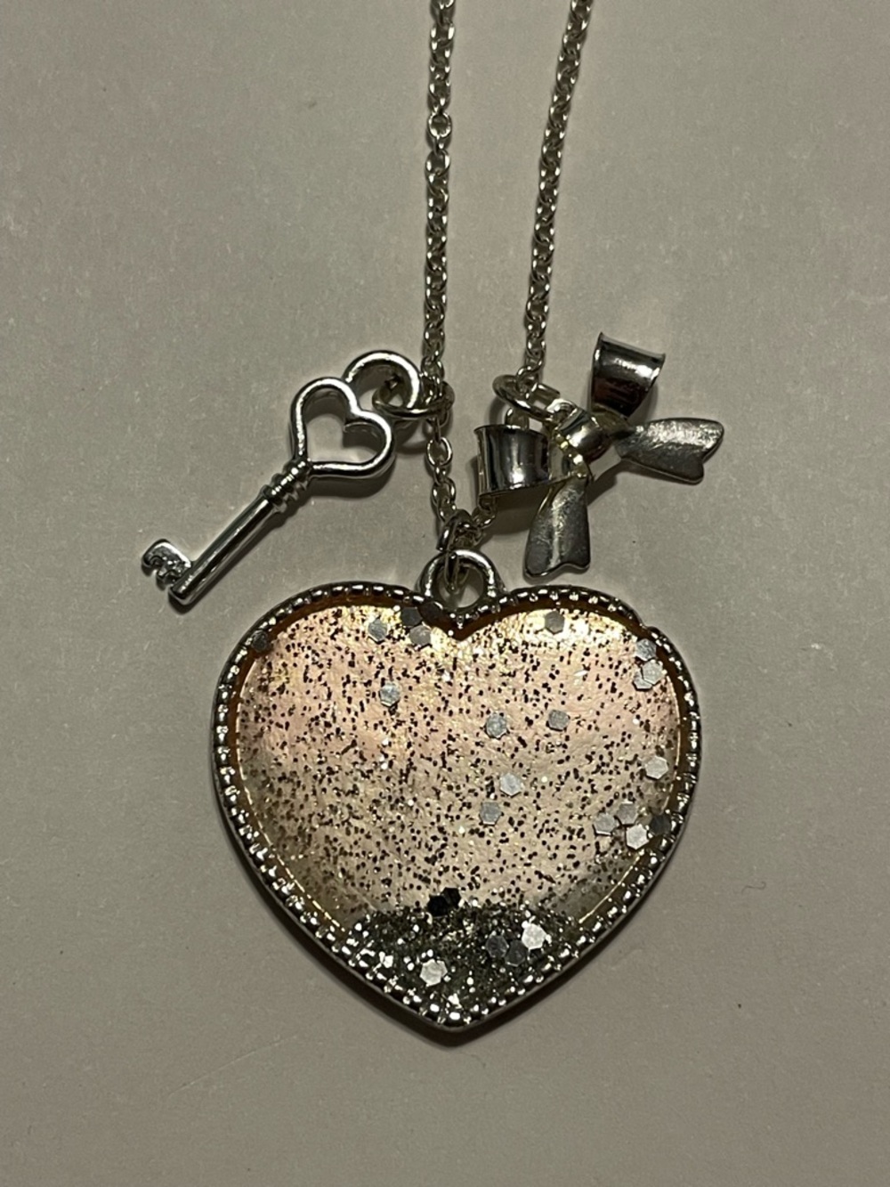 Costume Heart Charm Claire’s Necklace #9217